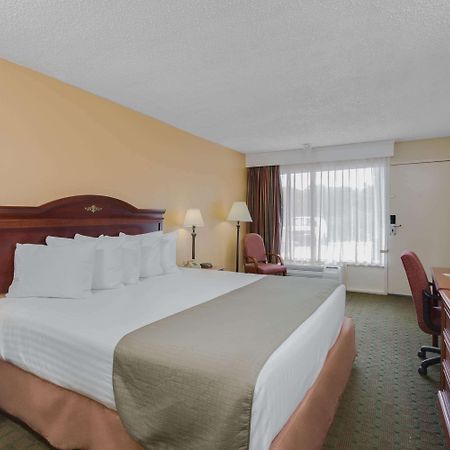 Candler Days Inn By Wyndham Asheville West מראה חיצוני תמונה