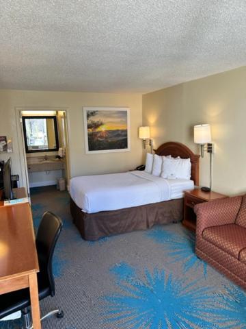 Candler Days Inn By Wyndham Asheville West מראה חיצוני תמונה